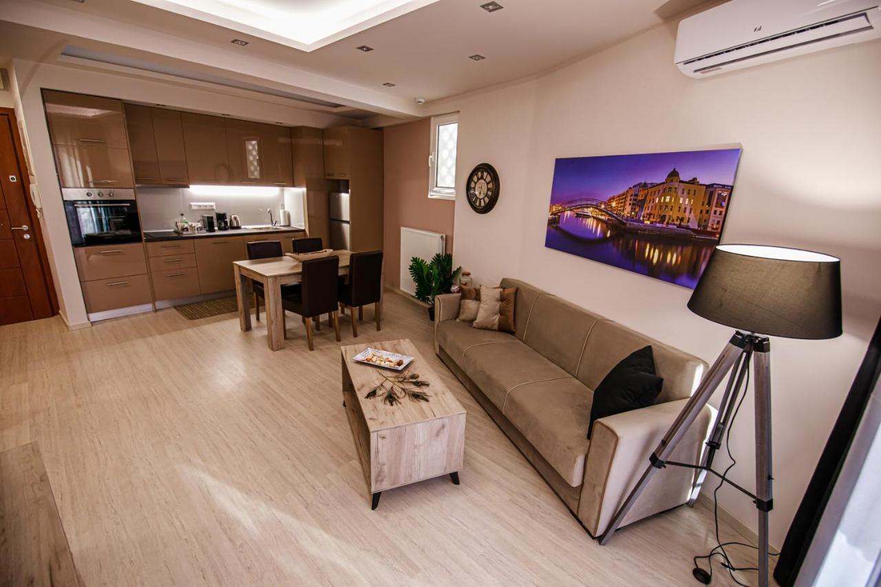 Helena'S Apartment Two Волос Екстер'єр фото