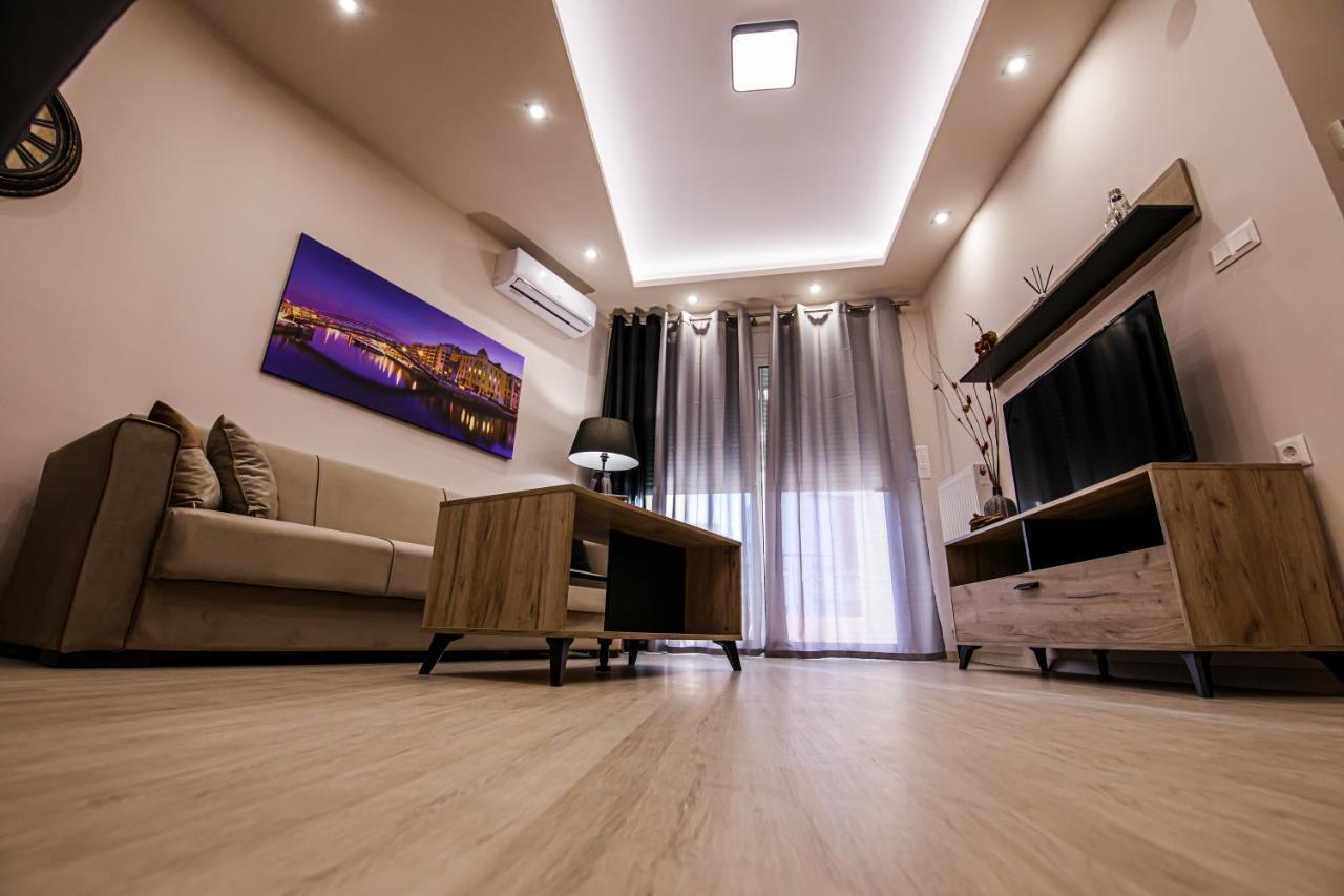 Helena'S Apartment Two Волос Екстер'єр фото