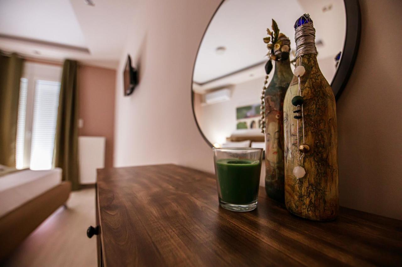 Helena'S Apartment Two Волос Екстер'єр фото