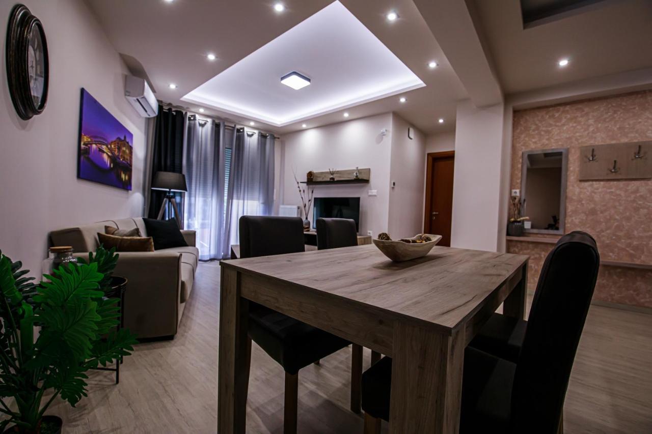 Helena'S Apartment Two Волос Екстер'єр фото